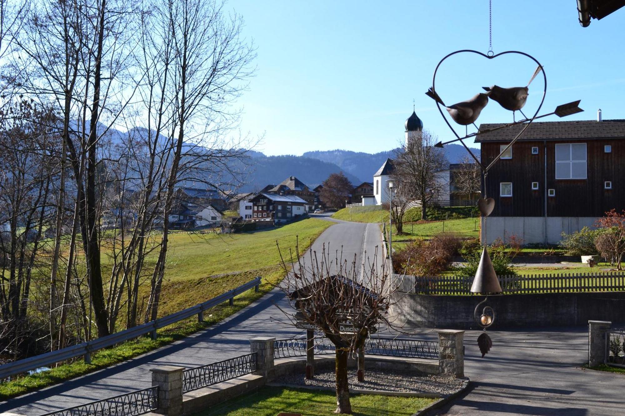 Gaestehaus-Pension Barbara Andelsbuch Eksteriør billede