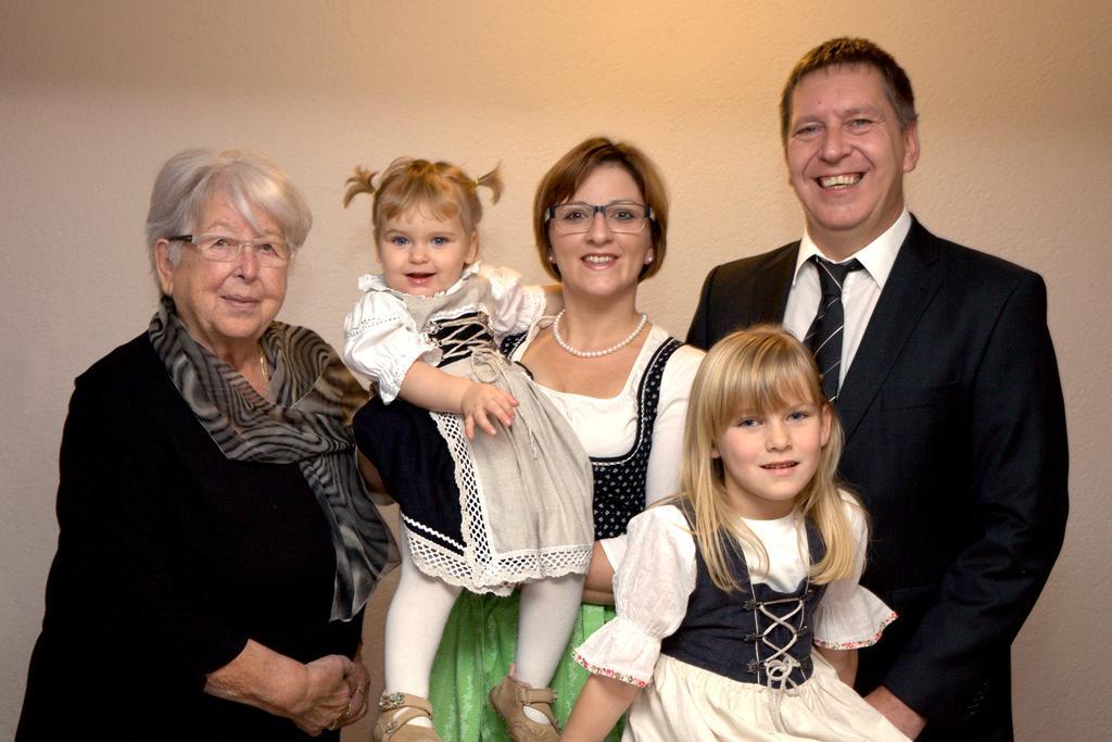 Gaestehaus-Pension Barbara Andelsbuch Eksteriør billede