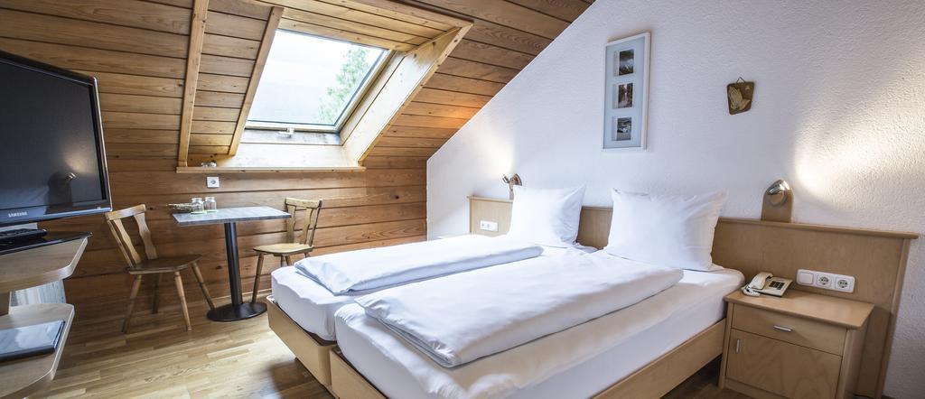 Gaestehaus-Pension Barbara Andelsbuch Eksteriør billede